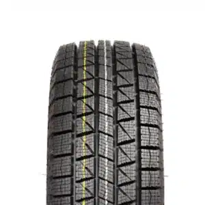 Aplus A506 lamellrehv (215/50R17)