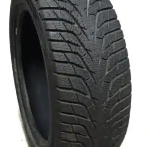 Hankook Winter I*cept Iz3 (w636) DEMO 5km lamellrehv (225/45R17)