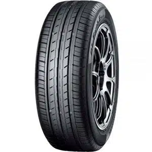 YOKOHAMA BLUEARTH-ES ES32 suverehv (185/60R14)