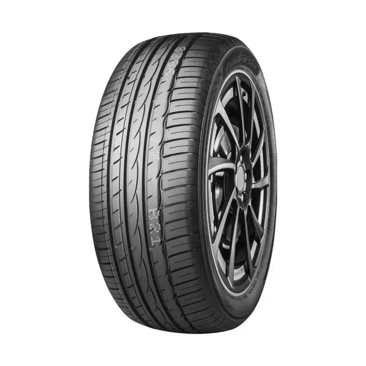 Comforser CF710 suverehv (215/40R18)