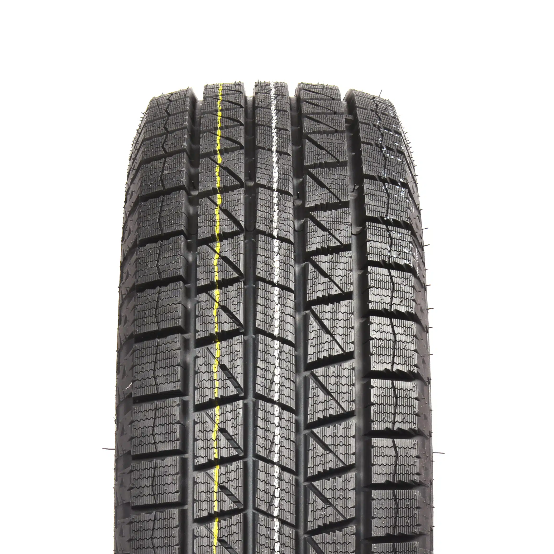 Aplus A506 lamellrehv (225/70R16)