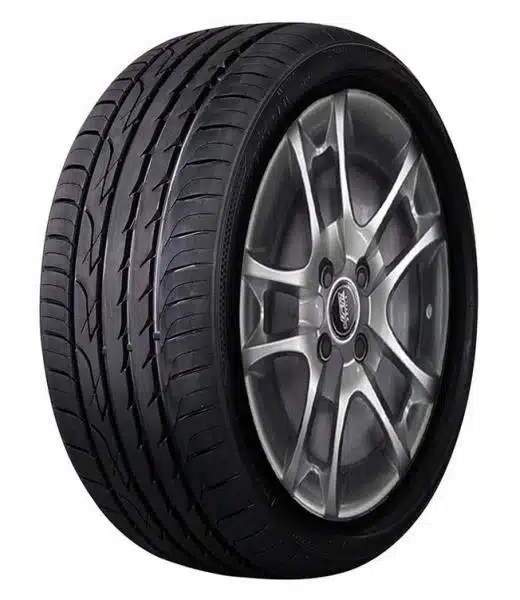 Three-A P606 suverehv (235/50R18)